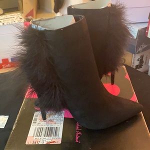 Fur Booties Michael Antonio NEW!  7